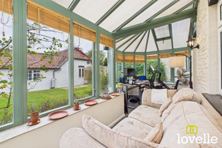 4 bedroom Character Property for sale in Church Hill, South Cave, East Riding of Yorkshire, HU15