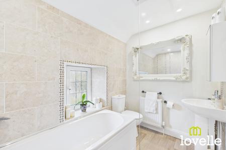 4 bedroom Character Property for sale in Church Hill, South Cave, East Riding of Yorkshire, HU15