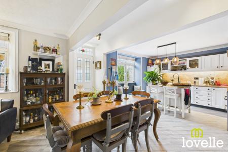 4 bedroom Character Property for sale in Church Hill, South Cave, East Riding of Yorkshire, HU15