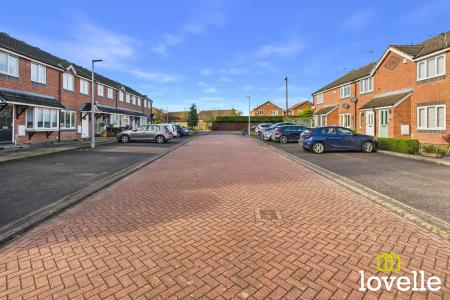 2 bedroom Terraced House for sale in Southwood Gardens, Cottingham, East Riding of Yorkshire, HU16