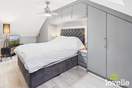 4 bedroom Semi-detached house for sale in Inglemire Lane, Cottingham, East Riding of Yorkshire, HU16