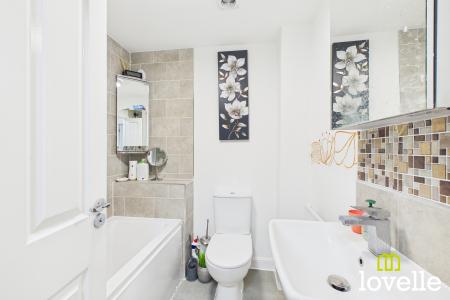 2 bedroom End of terrace house for sale in Jackson Grove, Cottingham, HU16