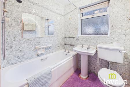 2 bedroom Bungalow for sale in Hornbeam Drive, Cottingham, HU16