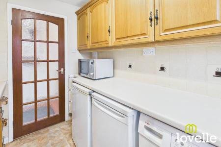 2 bedroom Bungalow for sale in Derwent Close, Cottingham, HU16