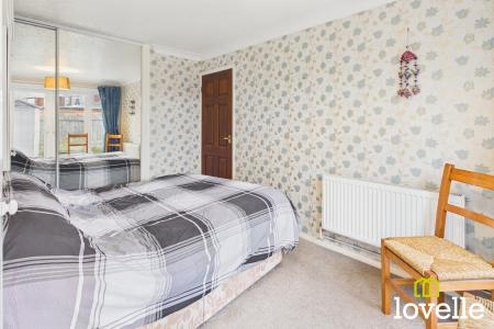 2 bedroom Bungalow for sale in Derwent Close, Cottingham, HU16