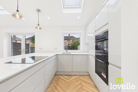 3 bedroom Semi-detached house for sale in Kingtree Avenue, Cottingham, HU16