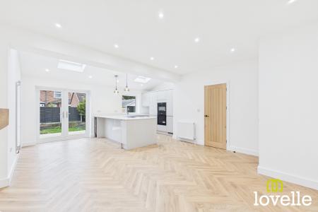 3 bedroom Semi-detached house for sale in Kingtree Avenue, Cottingham, HU16