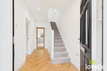 3 bedroom Semi-detached house for sale in Kingtree Avenue, Cottingham, HU16