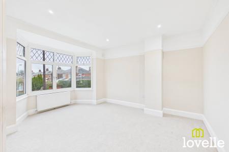 3 bedroom Semi-detached house for sale in Kingtree Avenue, Cottingham, HU16