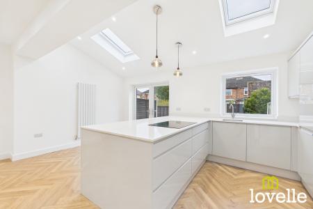 3 bedroom Semi-detached house for sale in Kingtree Avenue, Cottingham, HU16