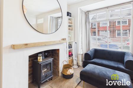 2 bedroom Terraced House for sale in Cornwall Street, Cottingham, HU16