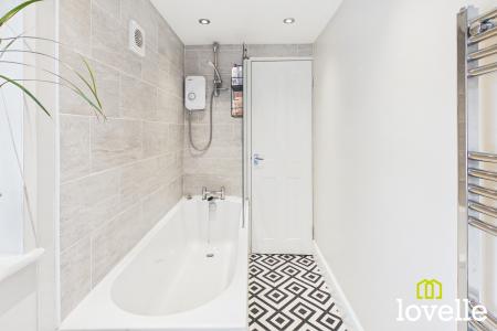 2 bedroom Terraced House for sale in Cornwall Street, Cottingham, HU16