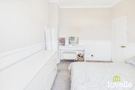2 bedroom Terraced House for sale in Cornwall Street, Cottingham, HU16