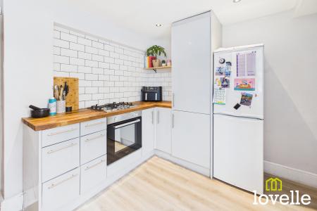 2 bedroom Terraced House for sale in Cornwall Street, Cottingham, HU16