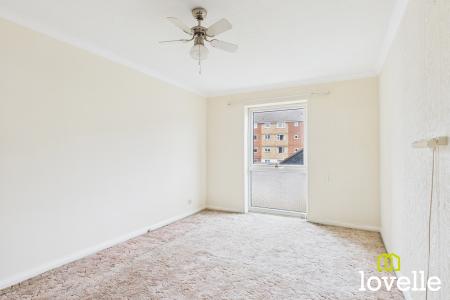 2 bedroom Flat for sale in Elm Tree Court, Cottingham, HU16