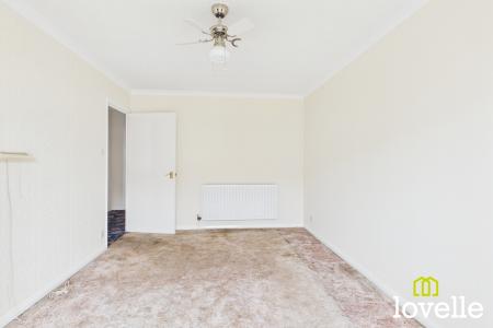 2 bedroom Flat for sale in Elm Tree Court, Cottingham, HU16