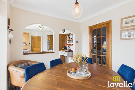 4 bedroom Semi-detached house for sale in St Michaels Close, Skidby, Cottingham, HU16