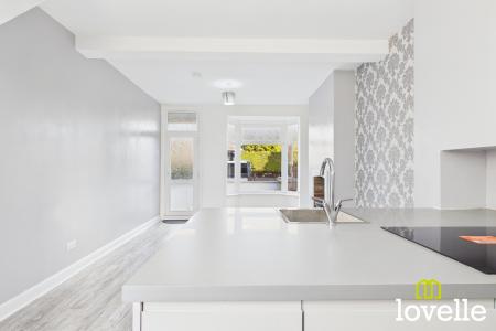 2 bedroom Terraced House for sale in Millhouse Woods Lane, Cottingham, HU16