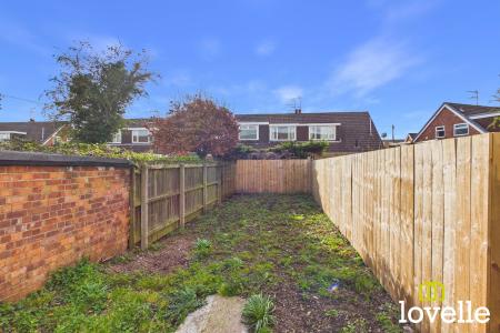 2 bedroom Terraced House for sale in Millhouse Woods Lane, Cottingham, HU16