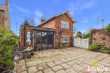 3 bedroom Character Property for sale in Northgate, Cottingham, East Riding of Yorkshire, HU16