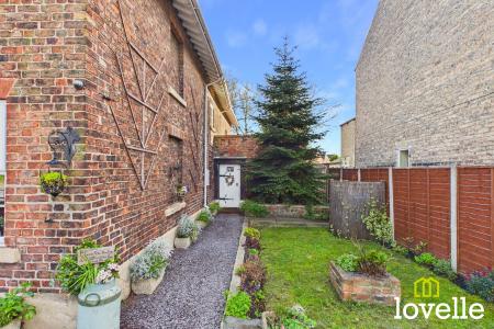 3 bedroom Character Property for sale in Northgate, Cottingham, East Riding of Yorkshire, HU16