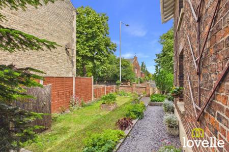 3 bedroom Detached house for sale in Northgate, Cottingham, East Riding of Yorkshire, HU16