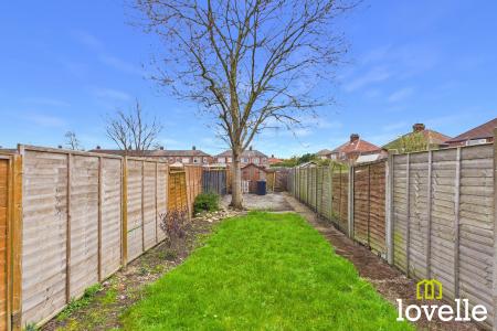 2 bedroom Terraced House for sale in Danube Road, Kingston upon Hull, HU5