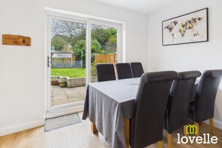 3 bedroom Semi-detached house for sale in Park Lane, Cottingham, HU16