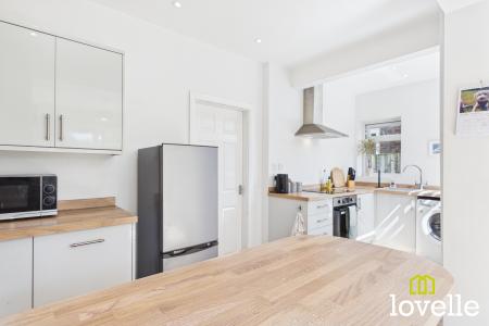 3 bedroom Semi-detached house for sale in Park Lane, Cottingham, HU16