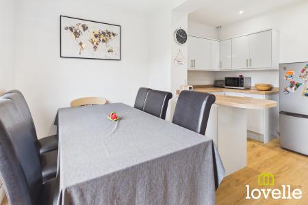 3 bedroom Semi-detached house for sale in Park Lane, Cottingham, HU16