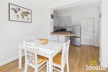 3 bedroom Semi-detached house for sale in Park Lane, Cottingham, HU16