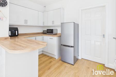 3 bedroom Semi-detached house for sale in Park Lane, Cottingham, HU16