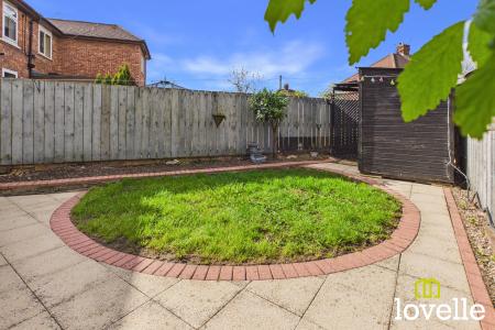 3 bedroom Semi-detached house for sale in Baynard Avenue, Cottingham, East Riding of Yorkshire, HU16