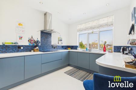 4 bedroom Detached house for sale in Mill House Woods Lane, Cottingham, HU16