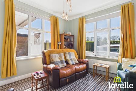 4 bedroom Detached house for sale in Mill House Woods Lane, Cottingham, HU16