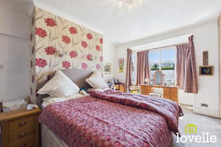 4 bedroom Detached house for sale in Mill House Woods Lane, Cottingham, HU16