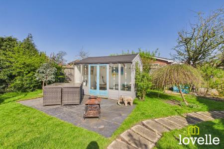 4 bedroom Detached house for sale in Mill House Woods Lane, Cottingham, HU16