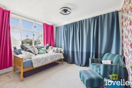 4 bedroom Detached house for sale in Mill House Woods Lane, Cottingham, HU16