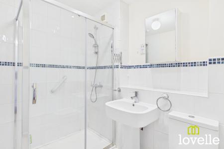 2 bedroom Flat for sale in Applegarth Mews, Cottingham, East Riding of Yorkshire, HU16