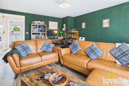 2 bedroom Flat for sale in Jack Harrison Avenue, Cottingham, HU16