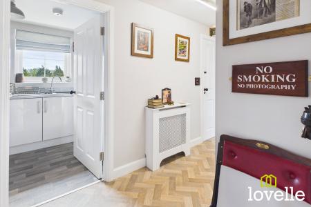 2 bedroom Flat for sale in Jack Harrison Avenue, Cottingham, HU16