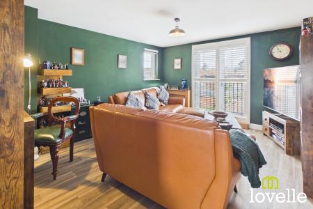 2 bedroom Flat for sale in Jack Harrison Avenue, Cottingham, HU16