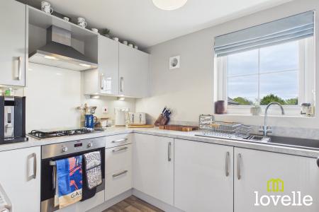 2 bedroom Flat for sale in Jack Harrison Avenue, Cottingham, HU16
