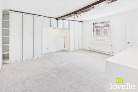 4 bedroom Detached house for sale in Sandholme Road, Gilberdyke, Brough, HU15