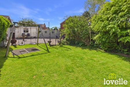 5 bedroom Semi-detached house for sale in Northgate, Cottingham, HU16