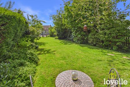 5 bedroom Semi-detached house for sale in Northgate, Cottingham, HU16