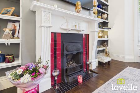 5 bedroom Semi-detached house for sale in Northgate, Cottingham, HU16