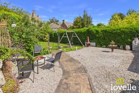 5 bedroom Semi-detached house for sale in Northgate, Cottingham, HU16