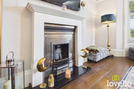 5 bedroom Semi-detached house for sale in Northgate, Cottingham, HU16