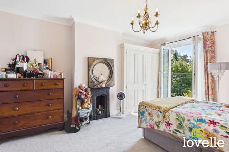 5 bedroom Semi-detached house for sale in Northgate, Cottingham, HU16